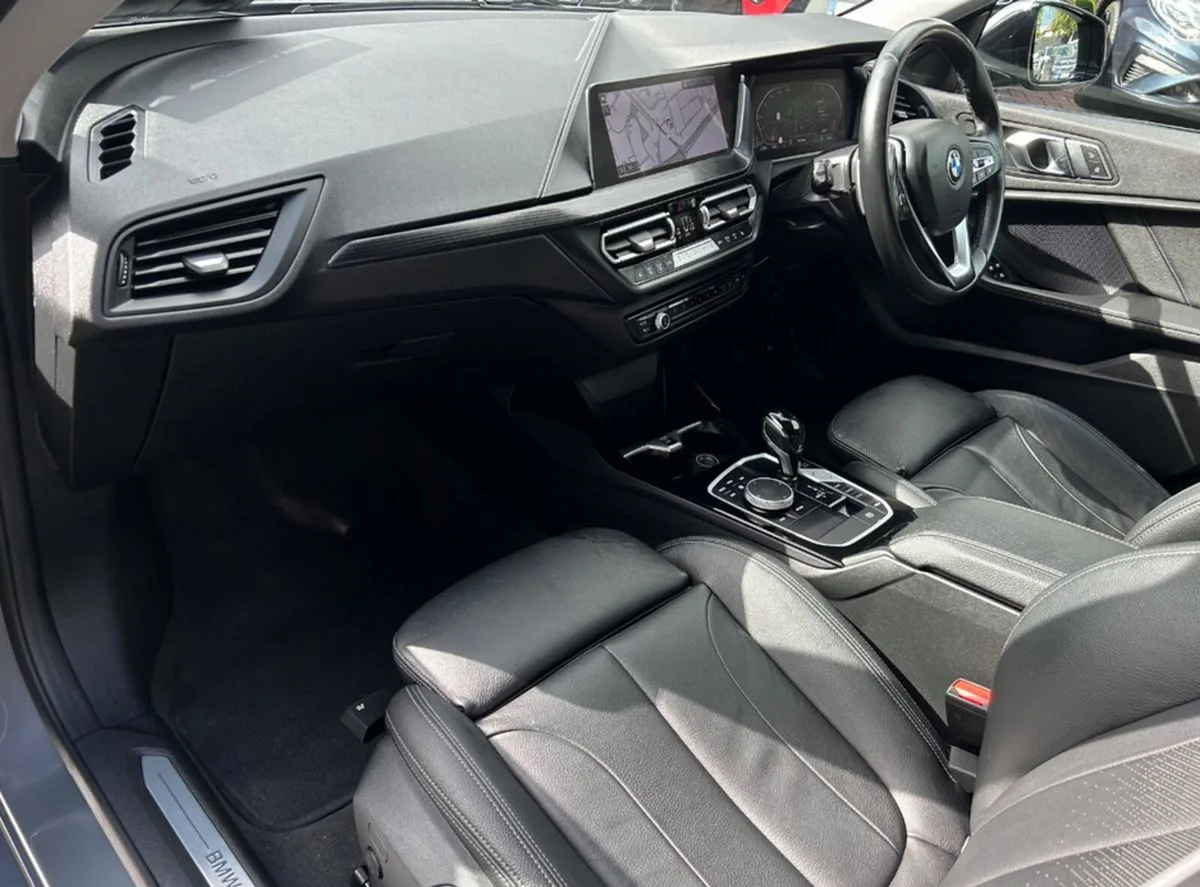 2022 BMW 2 Series – photo 11