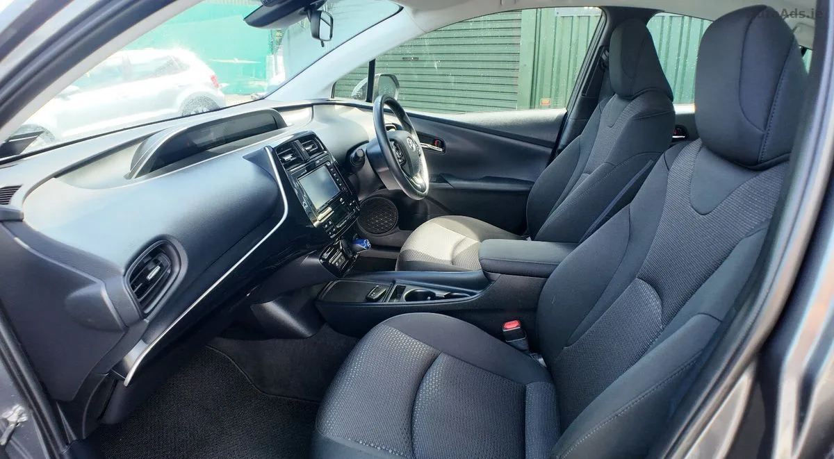2020 Toyota Prius – photo 14