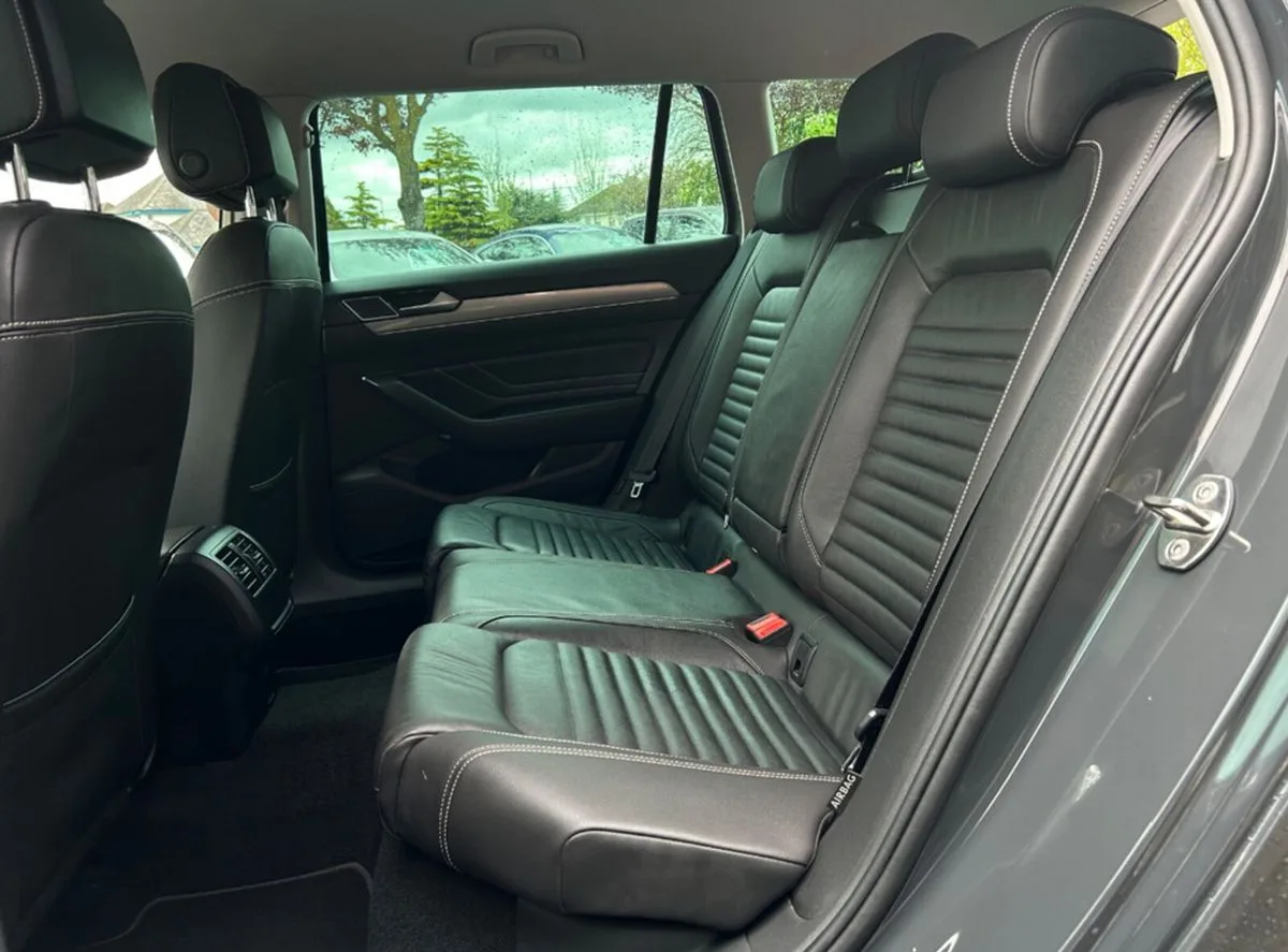 2021 Volkswagen Passat – photo 12
