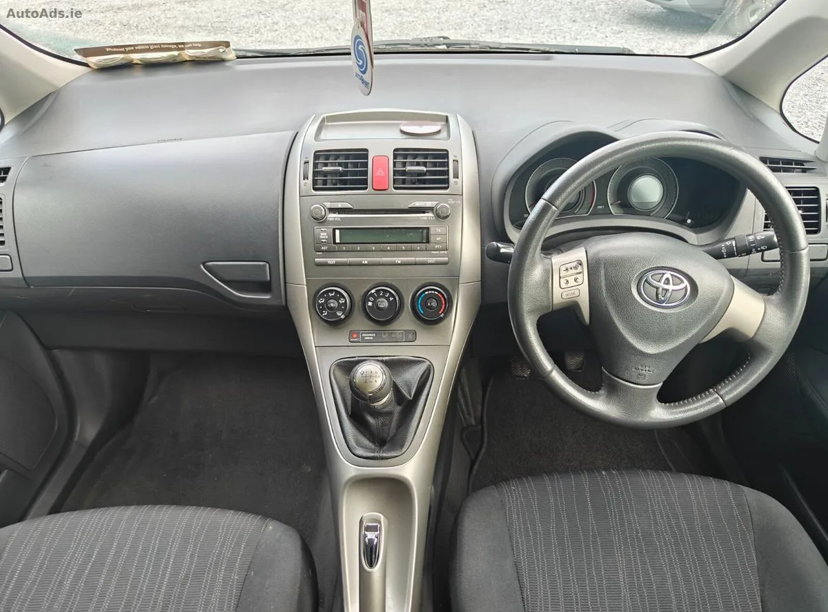 2009 Toyota Auris – photo 10