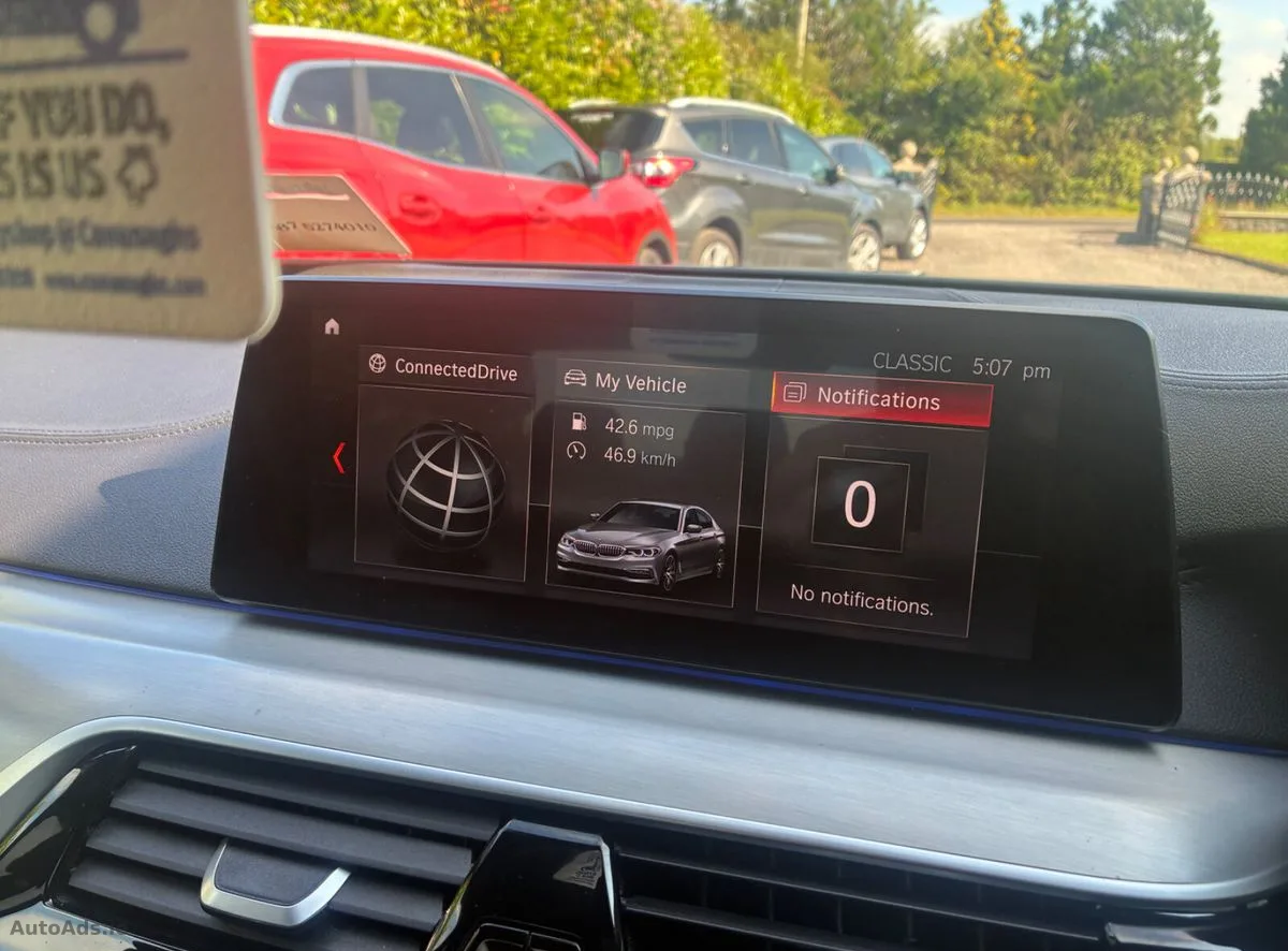2019 BMW 5-Series – photo 10