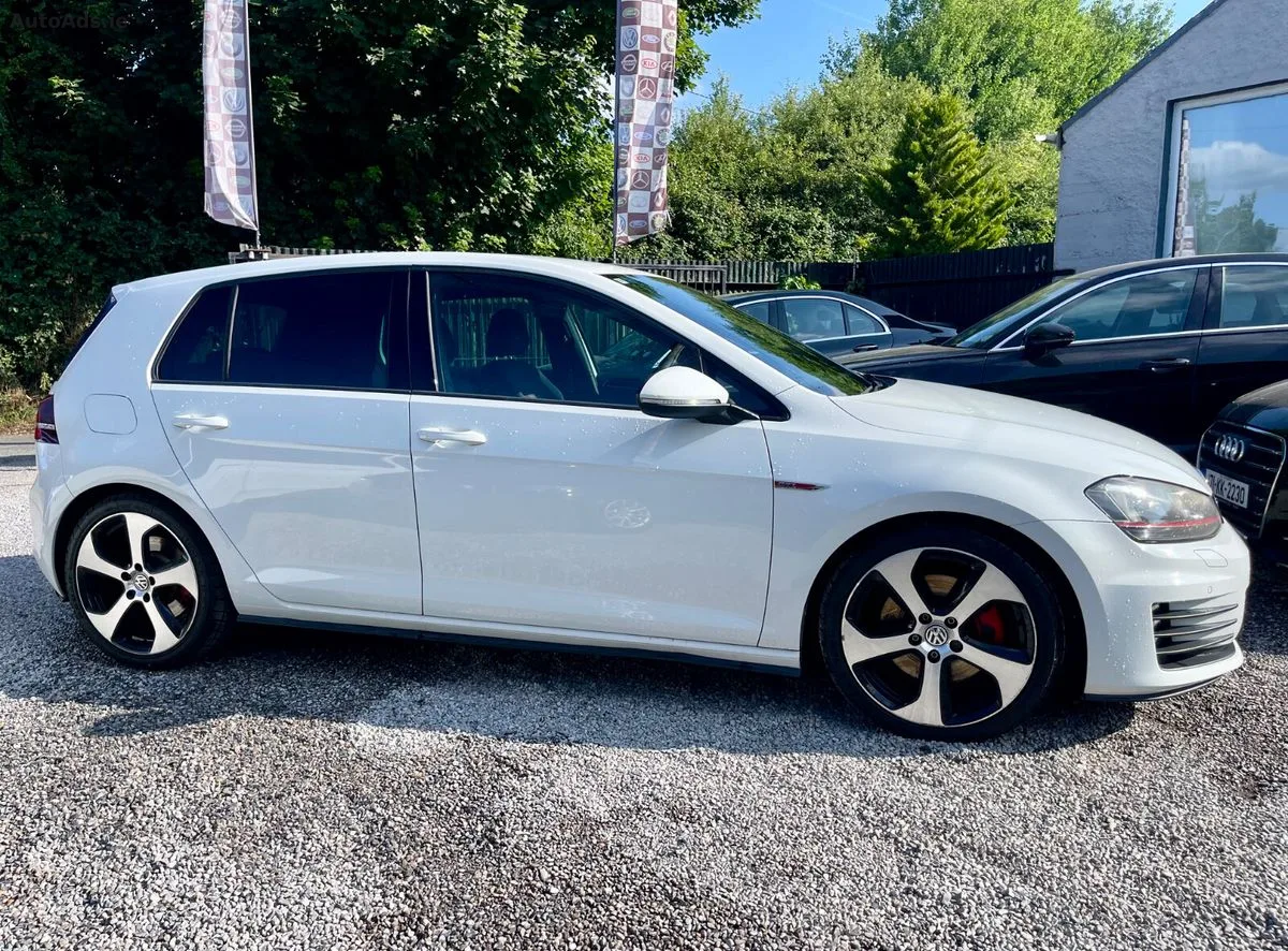 2015 Volkswagen Golf – photo 4