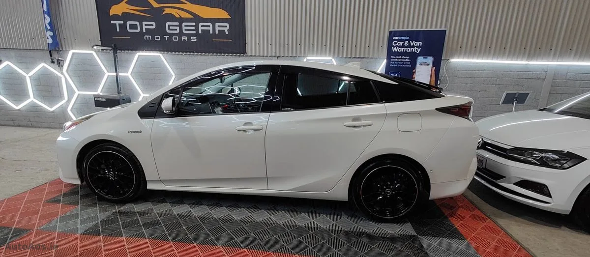 2017 Toyota Prius – photo 11