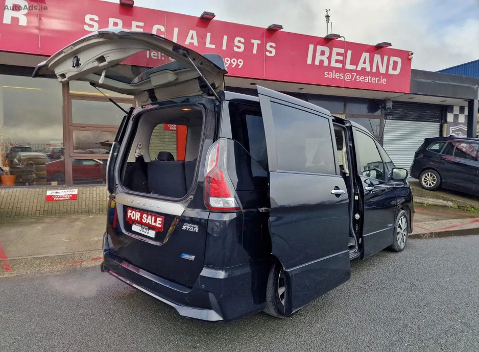 2017 Nissan Serena – photo 8