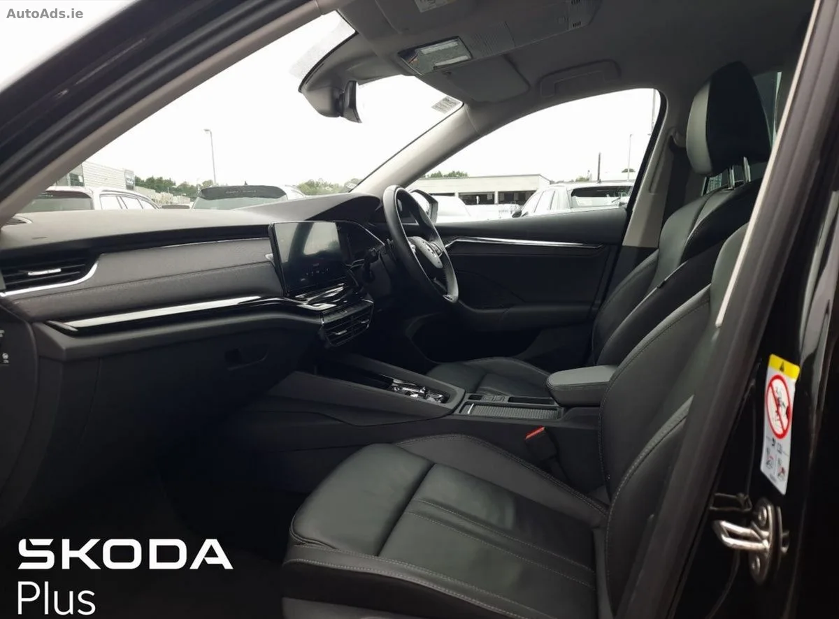 2023 Skoda Octavia – photo 4