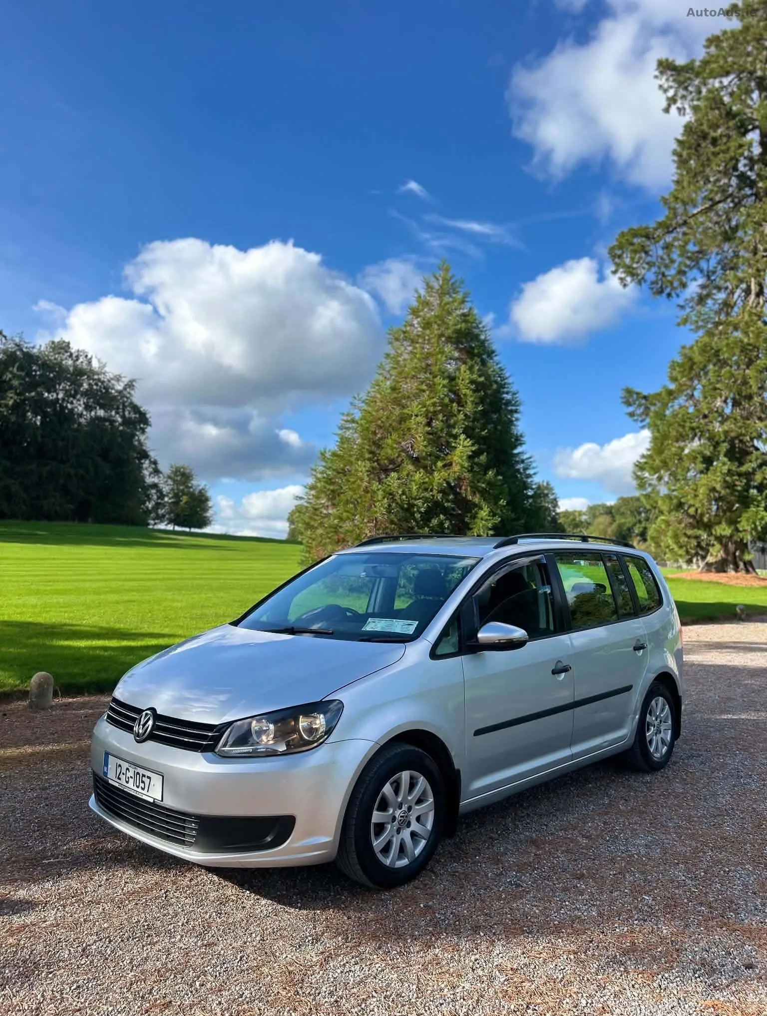 2012 Volkswagen Touran – photo 2