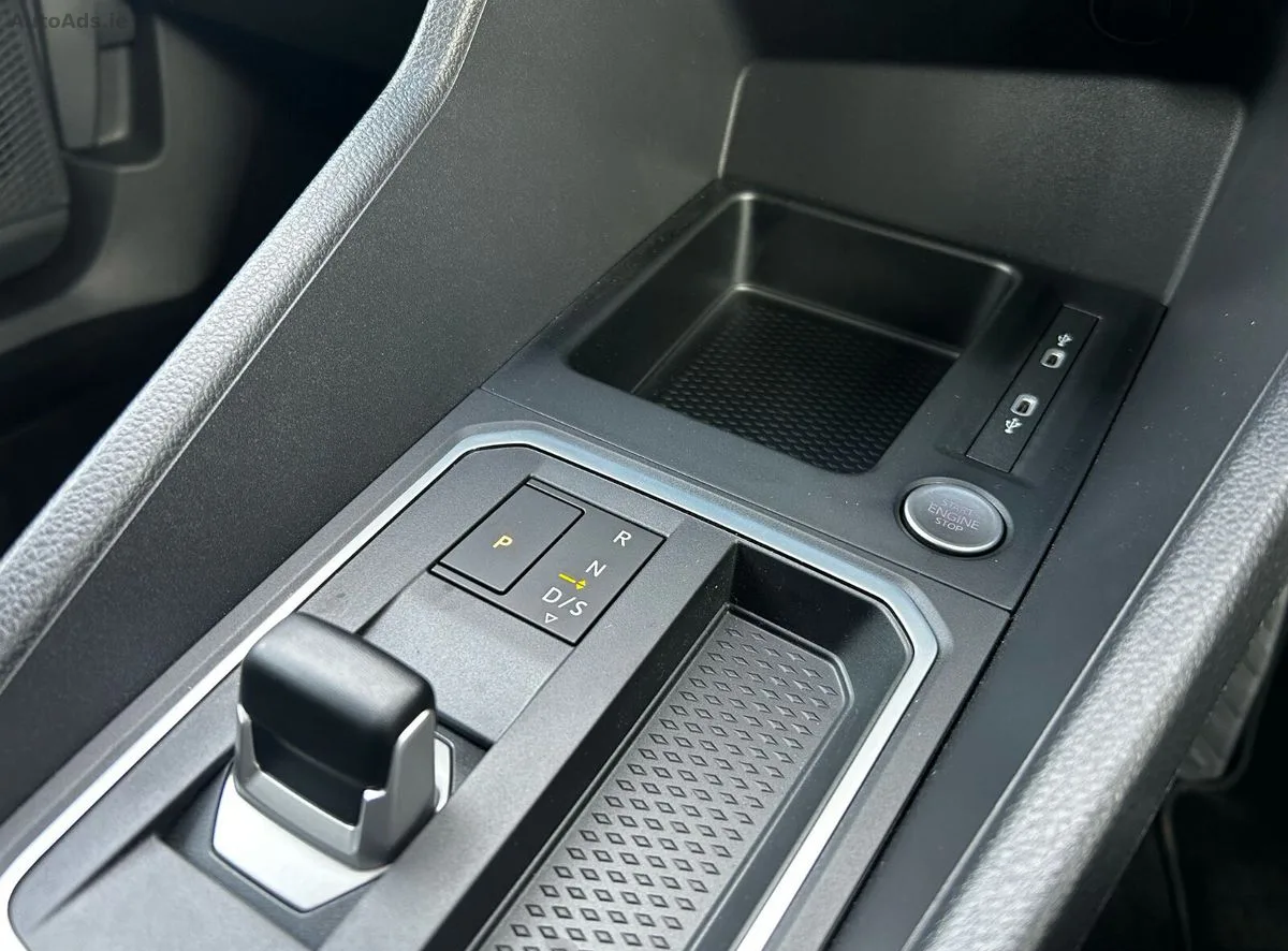 2026 Ford Tourneo Connect – photo 20