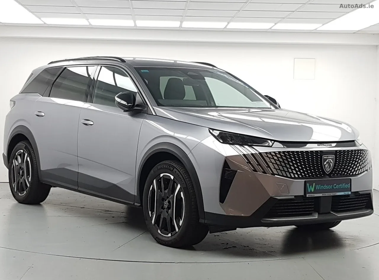 2025 Peugeot 5008
