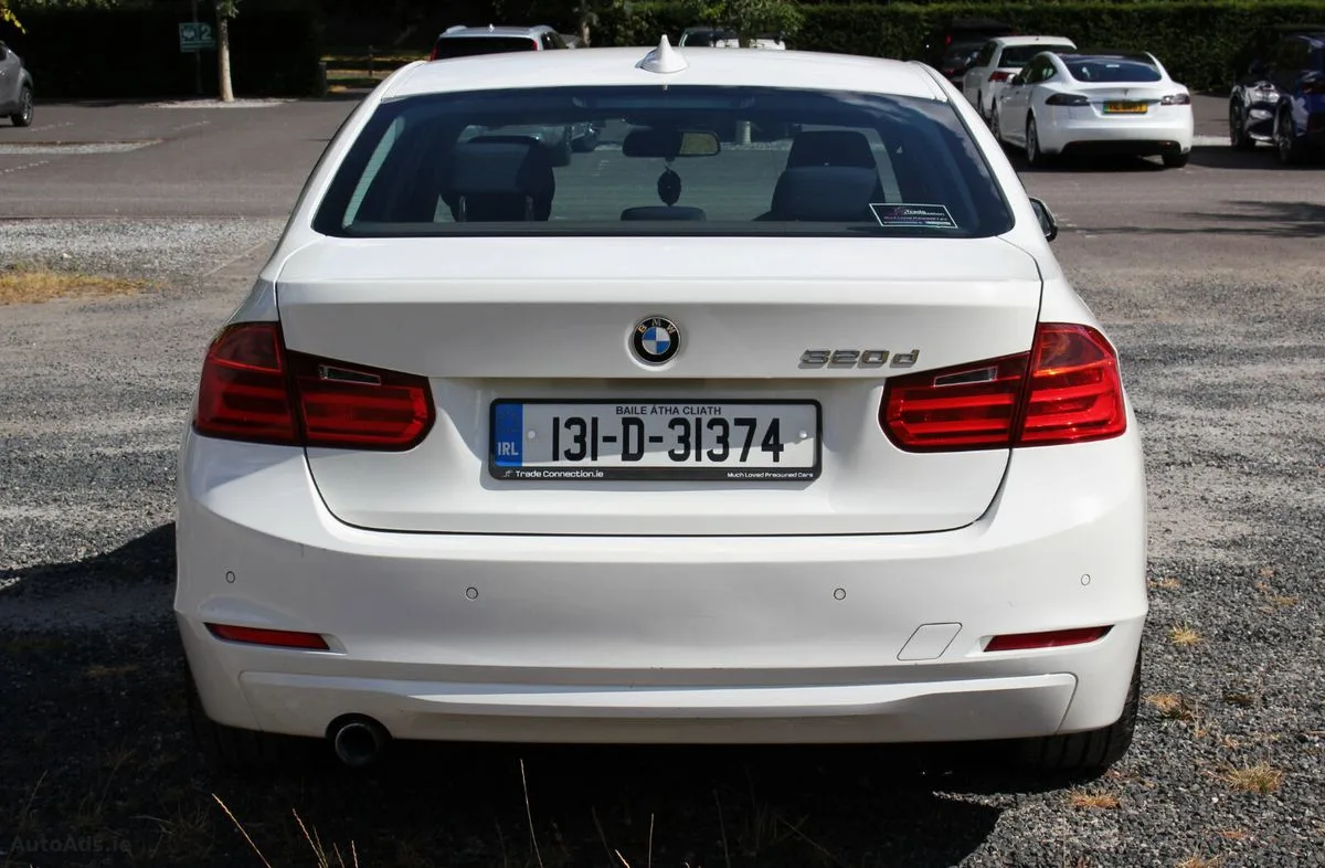 2013 BMW 3-Series – photo 6