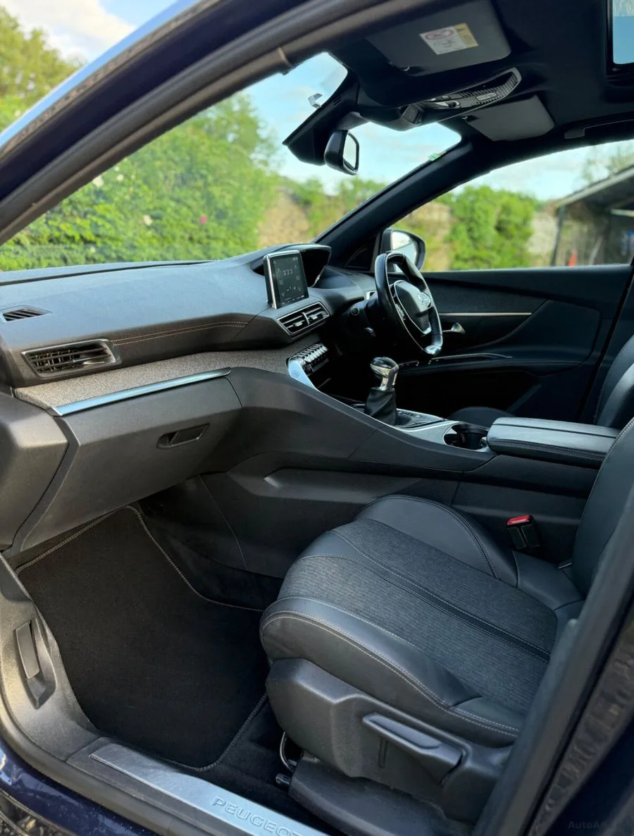 2019 Peugeot 5008 – photo 19