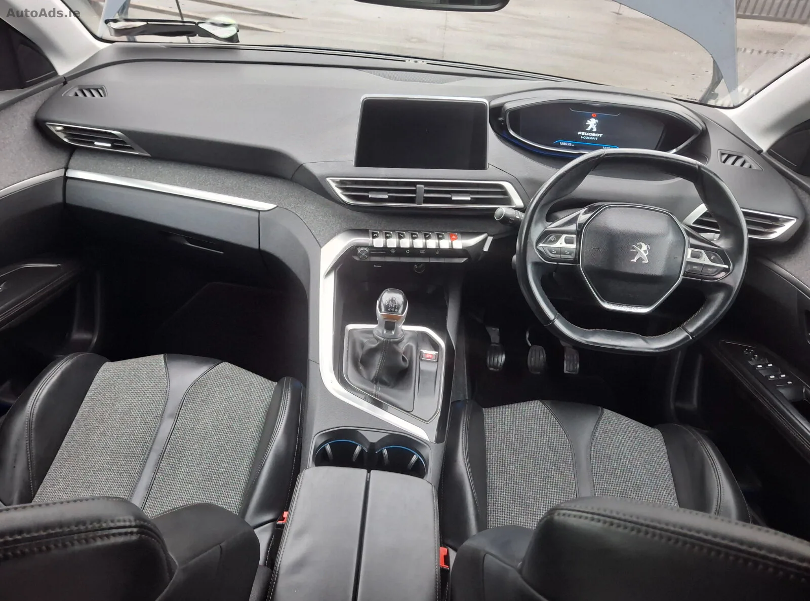 2018 Peugeot 5008 – photo 12