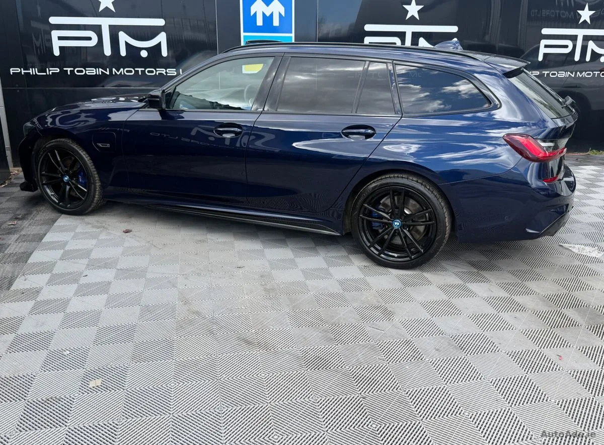 2022 BMW 3-Series – photo 6