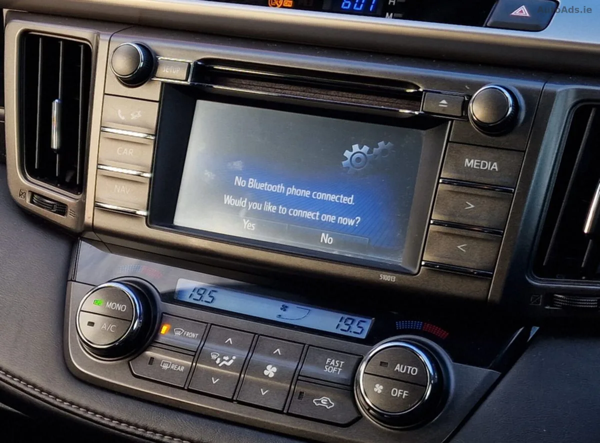 2014 Toyota RAV4 – photo 5