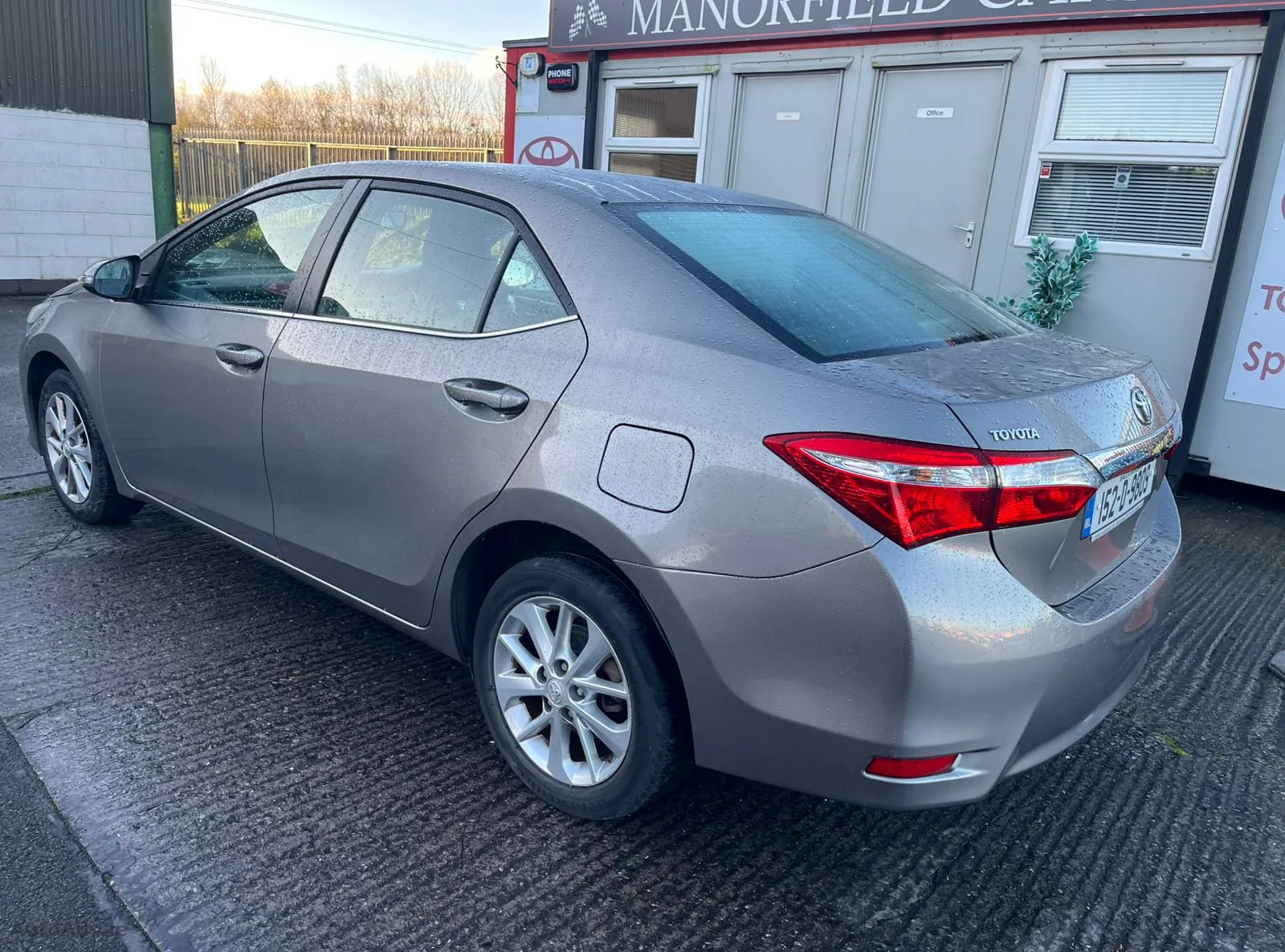 2015 Toyota Corolla – photo 2