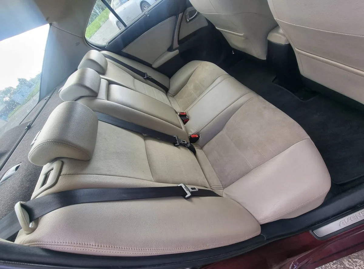 2012 Toyota Avensis – photo 15