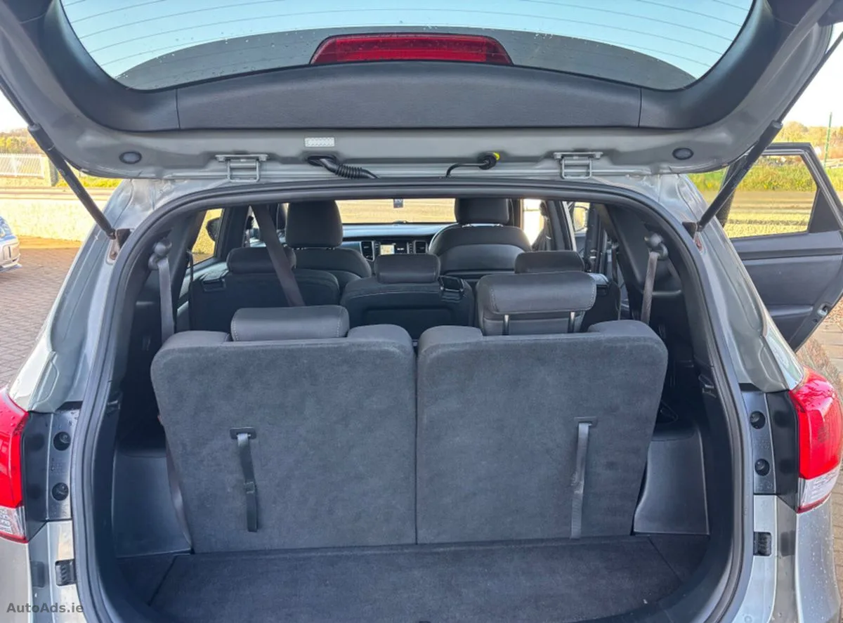 2018 Kia Carens – photo 12