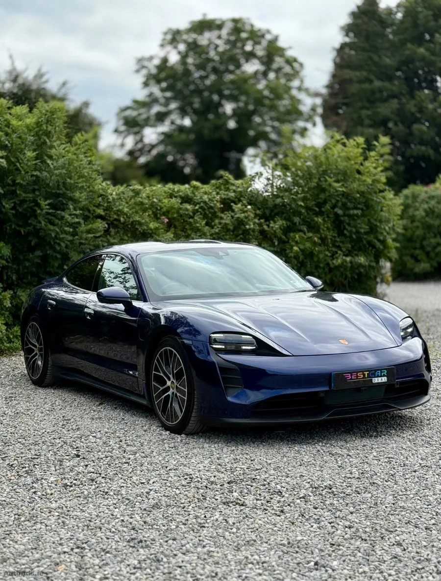 2022 Porsche Taycan – photo 5
