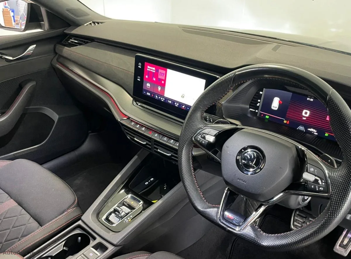 2022 Skoda Octavia – photo 17