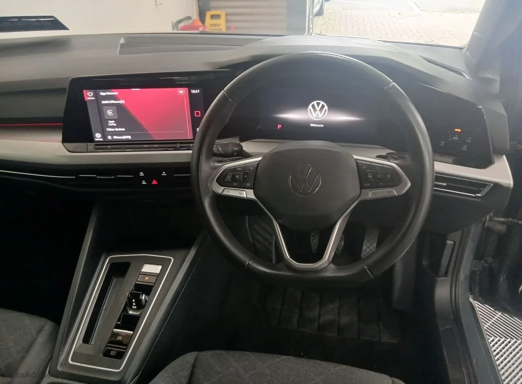 2023 Volkswagen Golf – photo 13