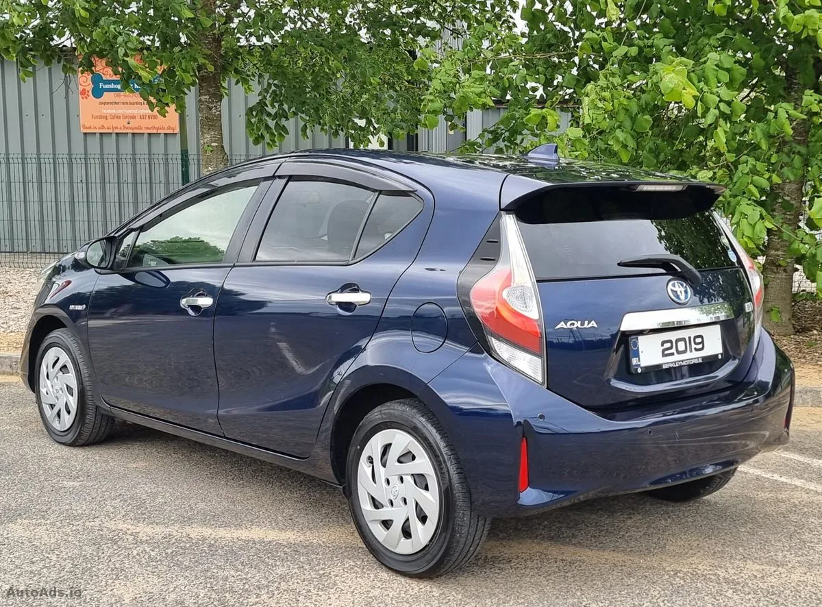 2019 Toyota Aqua – photo 3
