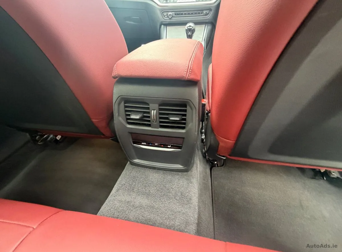 2022 BMW 3-Series – photo 14