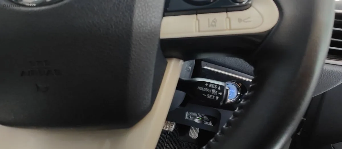2017 Toyota Prius – photo 16