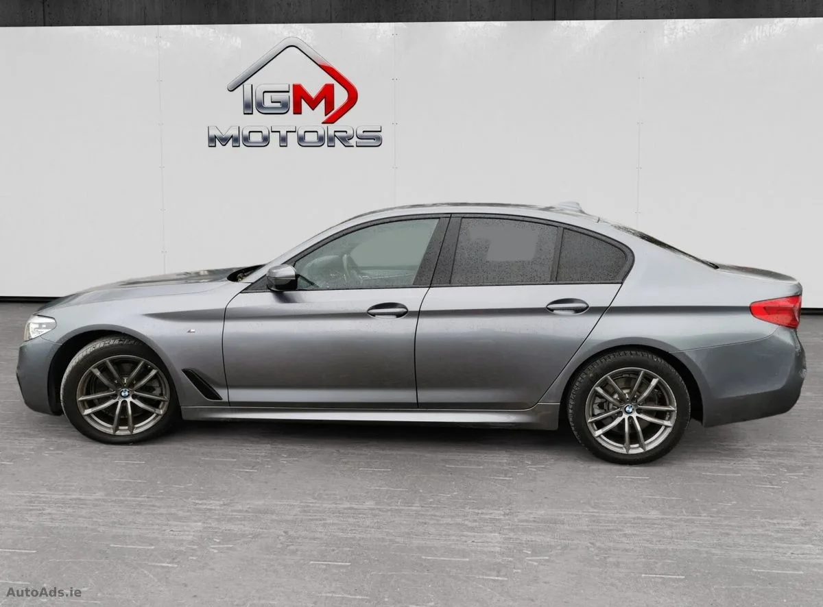 2019 BMW 5-Series – photo 12