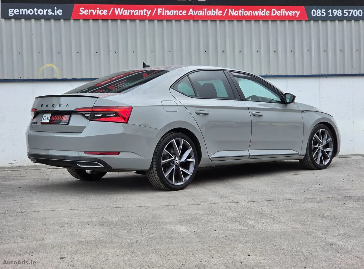 2022 Skoda Superb – photo 6