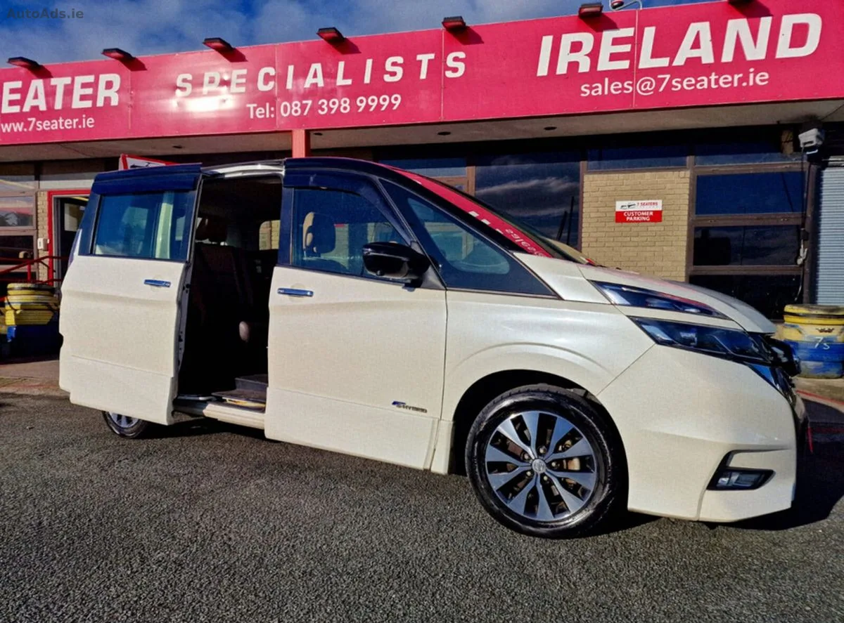 2019 Nissan Serena – photo 4