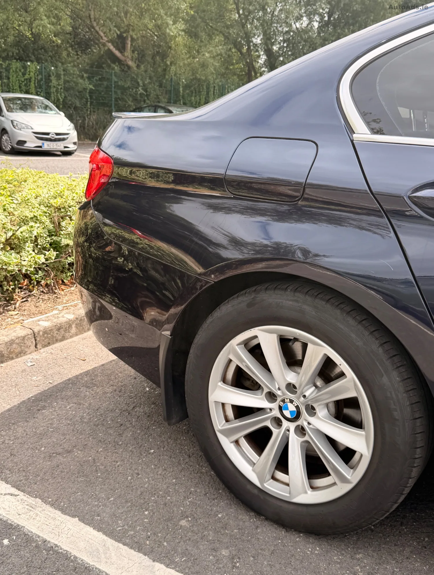 2012 BMW 5 Series – photo 3