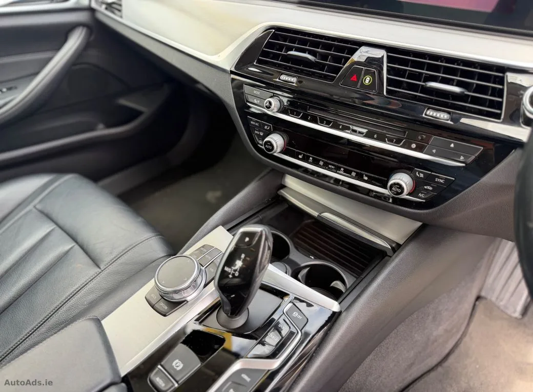 2018 BMW 5 Series – photo 9
