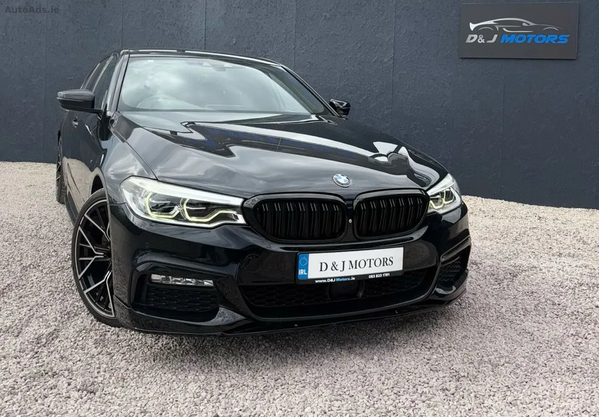 2017 BMW 5-Series – photo 2
