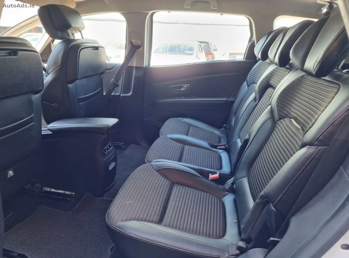 2017 Renault Grand Scenic – photo 9