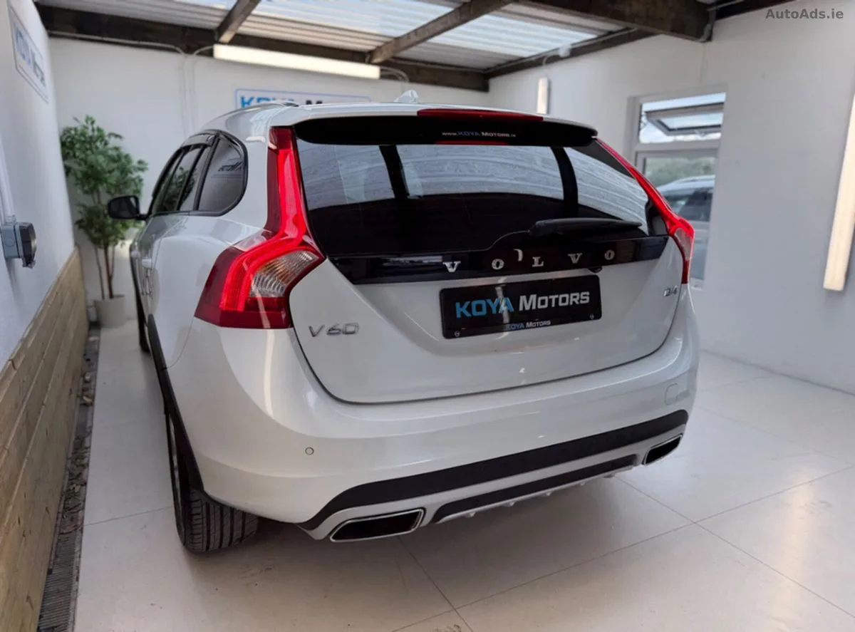 2017 Volvo V60 – photo 15