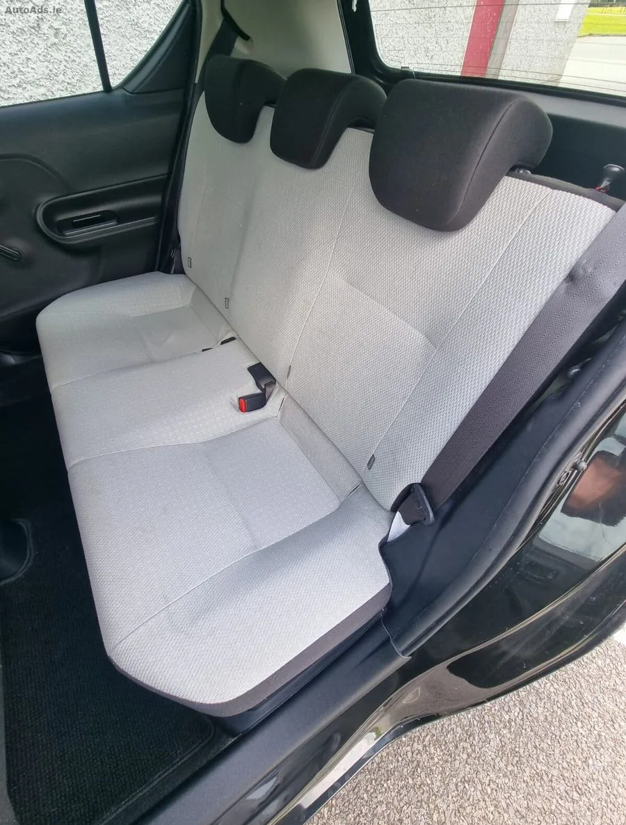 2021 Toyota Aqua – photo 19