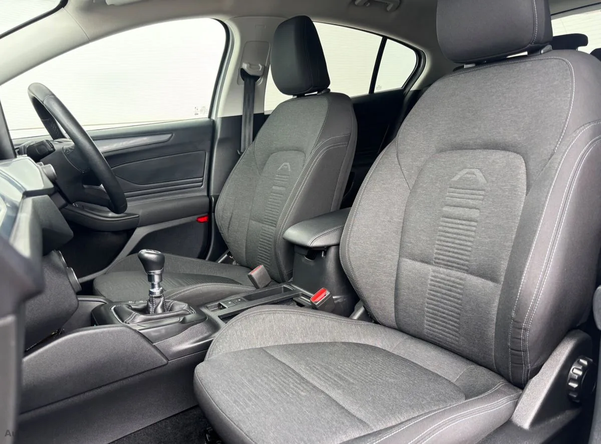 2021 Ford Focus – photo 4