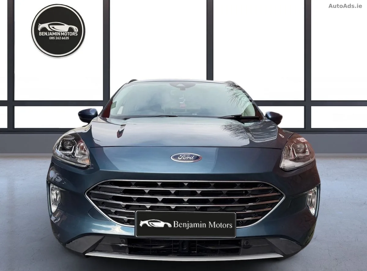 2022 Ford Kuga – photo 3