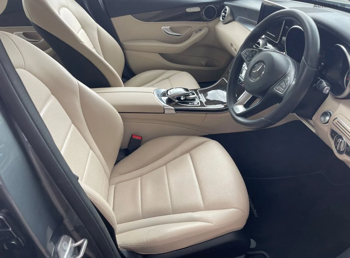 2018 Mercedes-Benz C-Class – photo 2