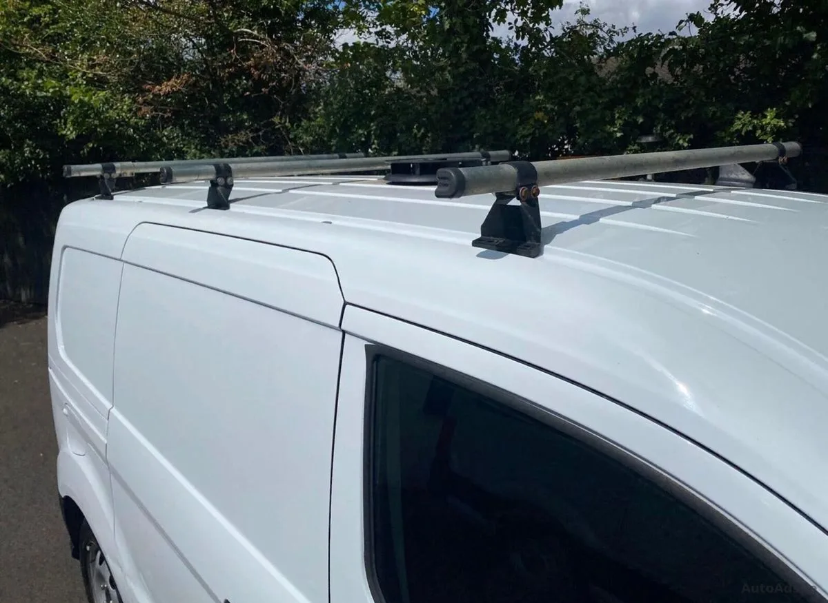 2023 Ford Transit Connect – photo 2