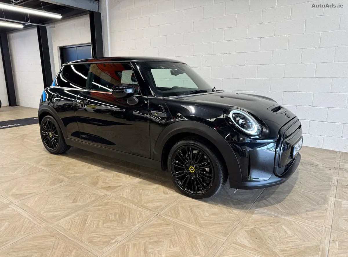 2024 Mini Cooper – photo 1
