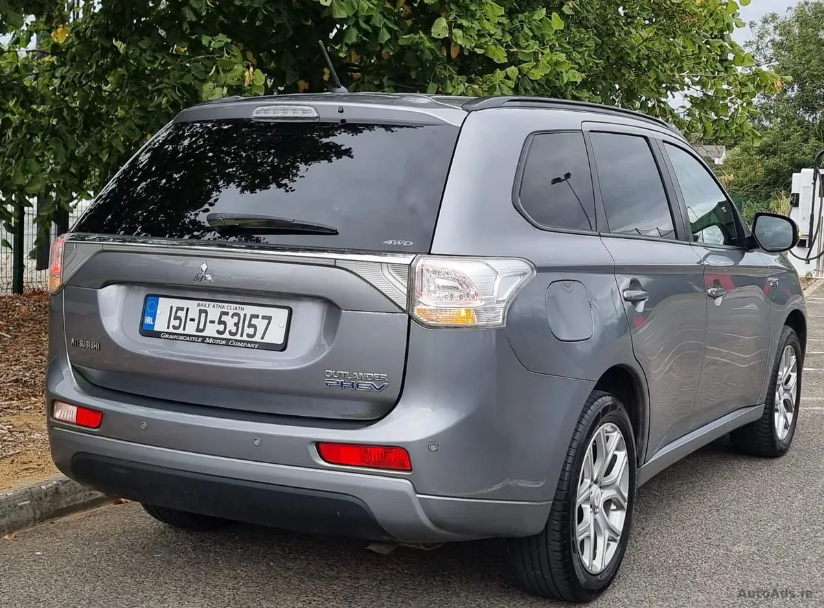 2015 Mitsubishi Outlander – photo 3