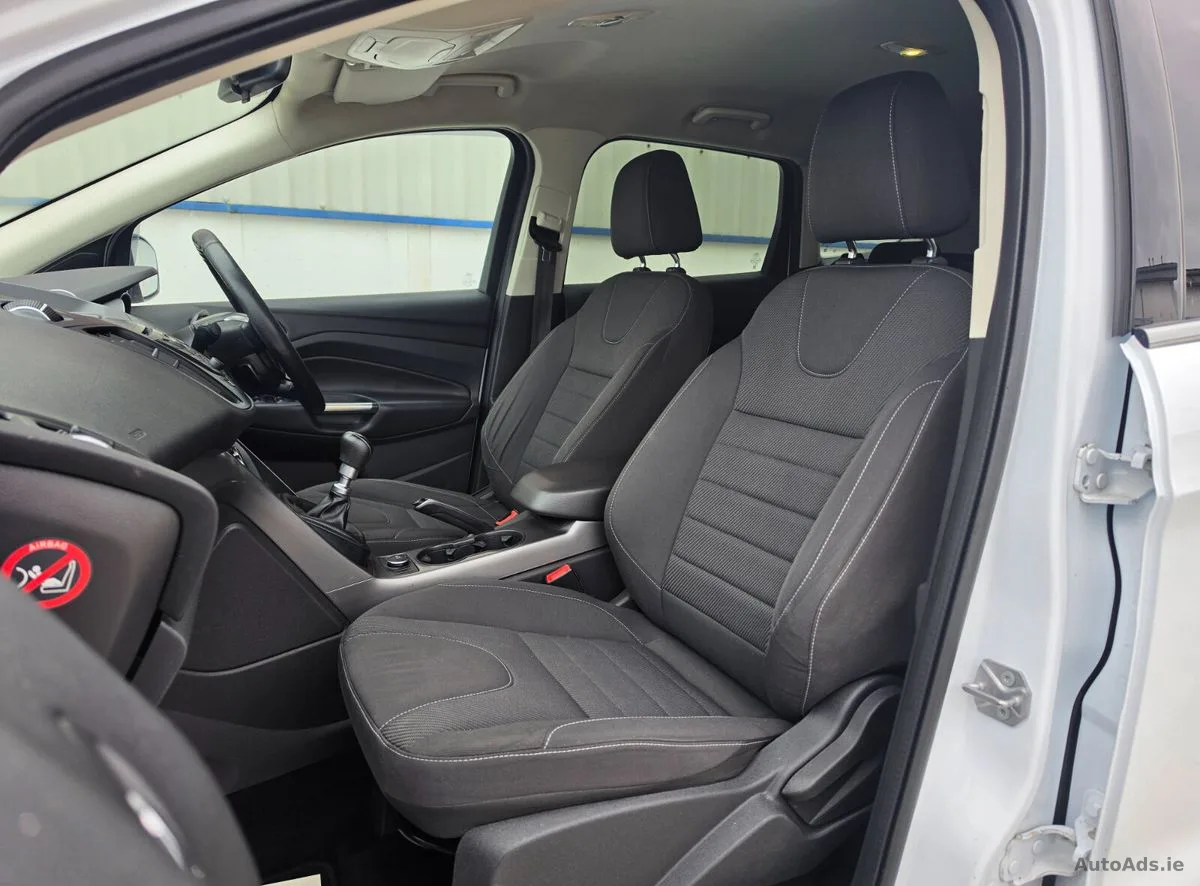 2016 Ford Kuga – photo 18