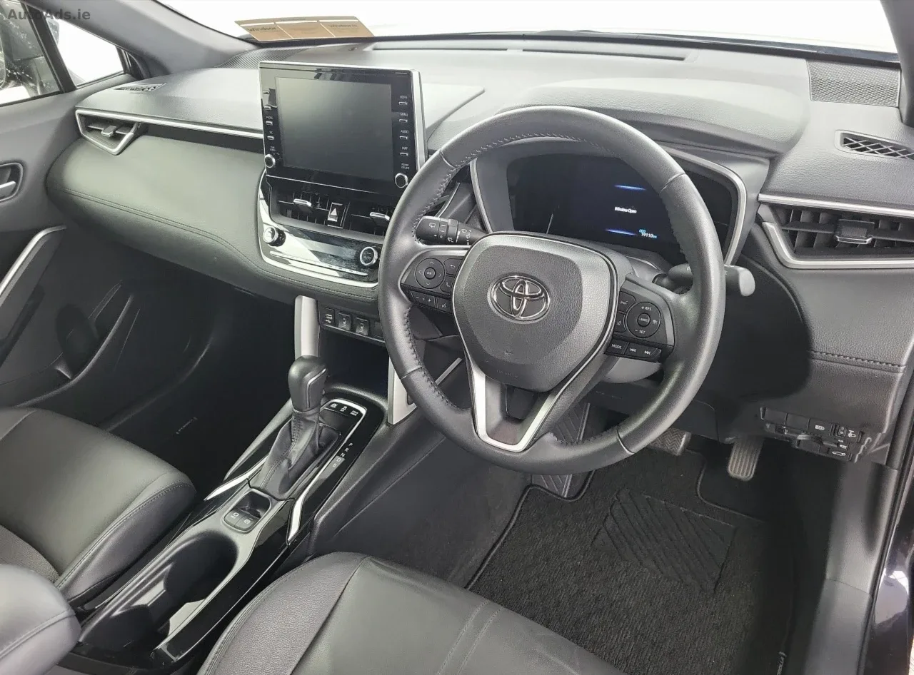 2023 Toyota Corolla Cross – photo 8