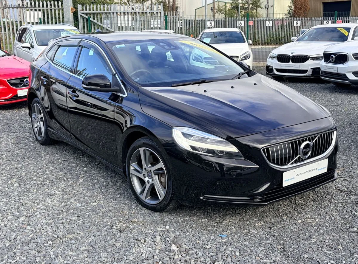 2019 Volvo V40