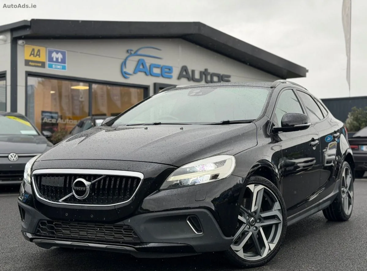2018 Volvo V40