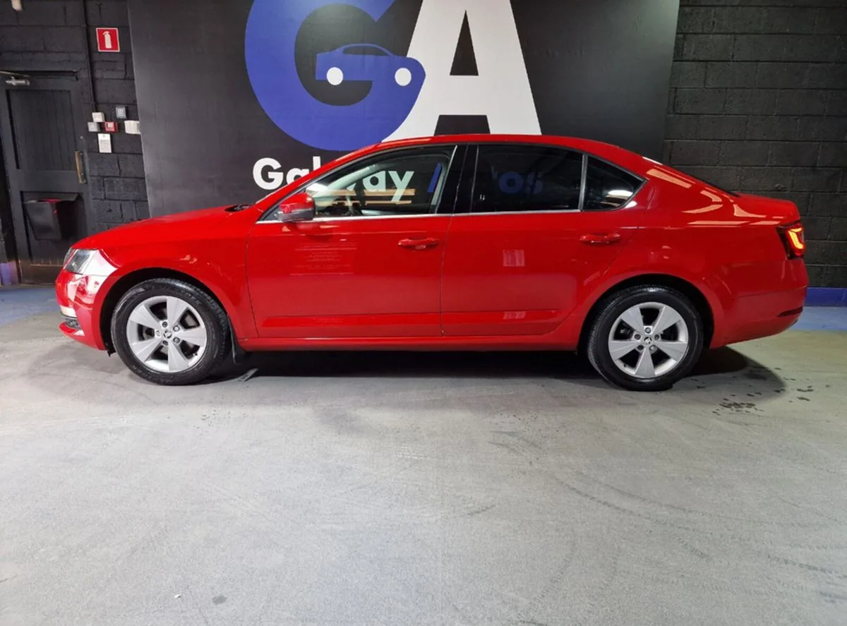 2019 Skoda Octavia – photo 5