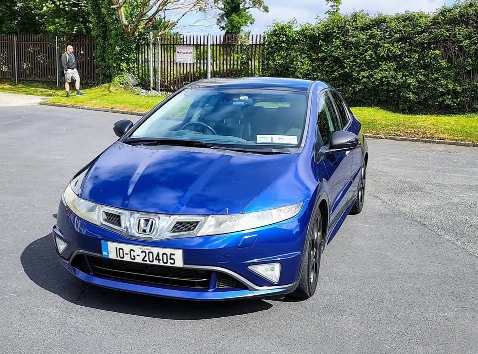 2010 Honda Civic – photo 2