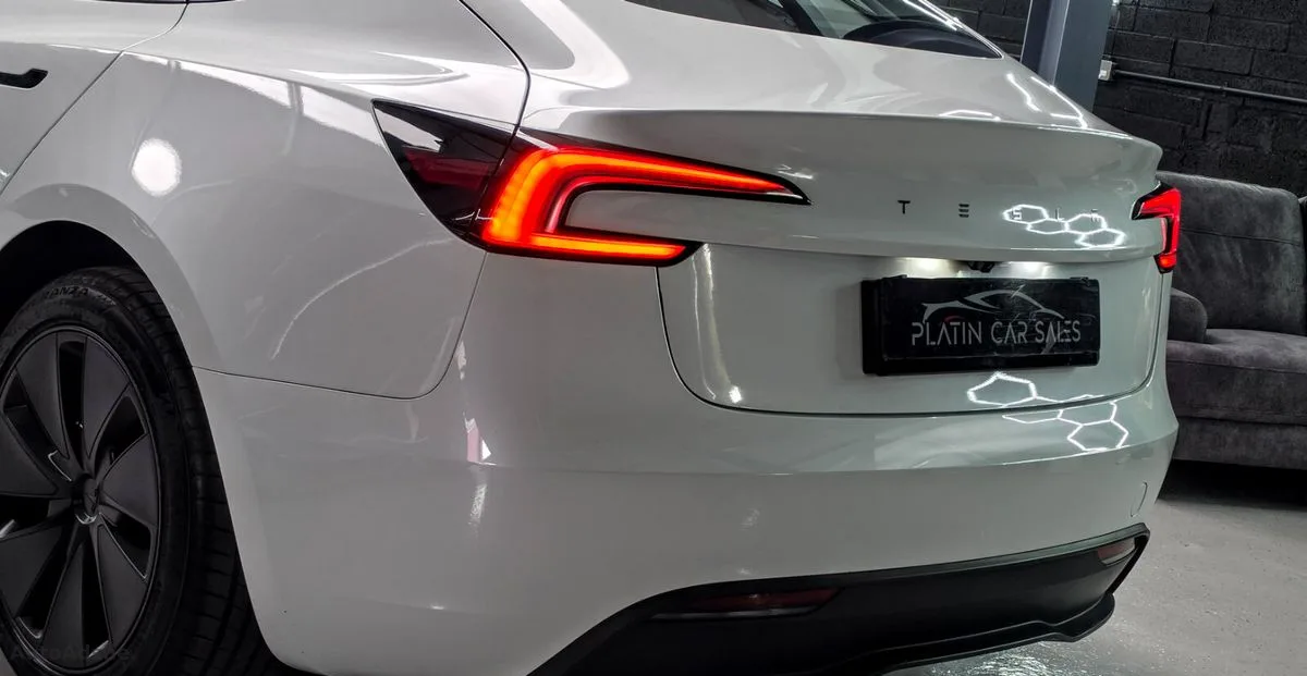 2025 Tesla Model 3 – photo 13