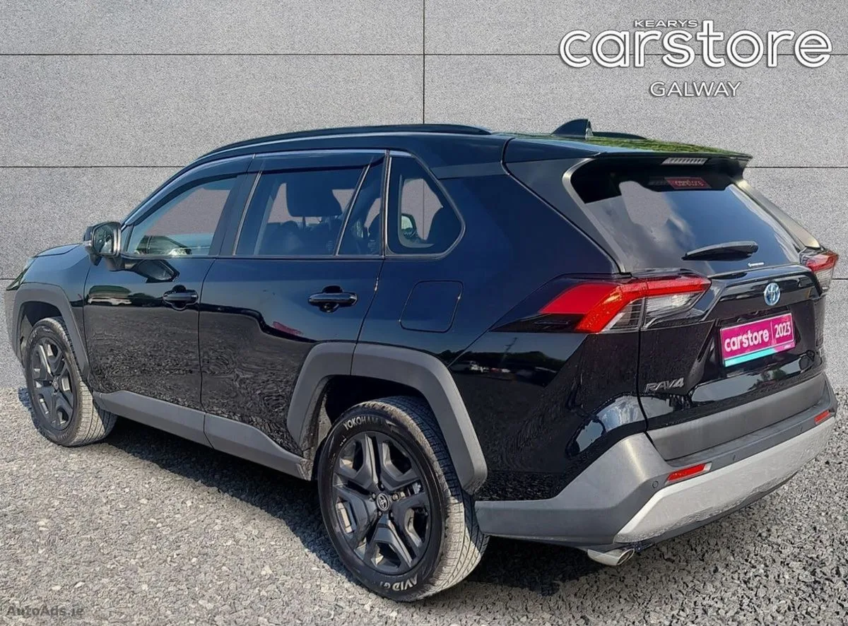 2023 Toyota RAV4 – photo 5