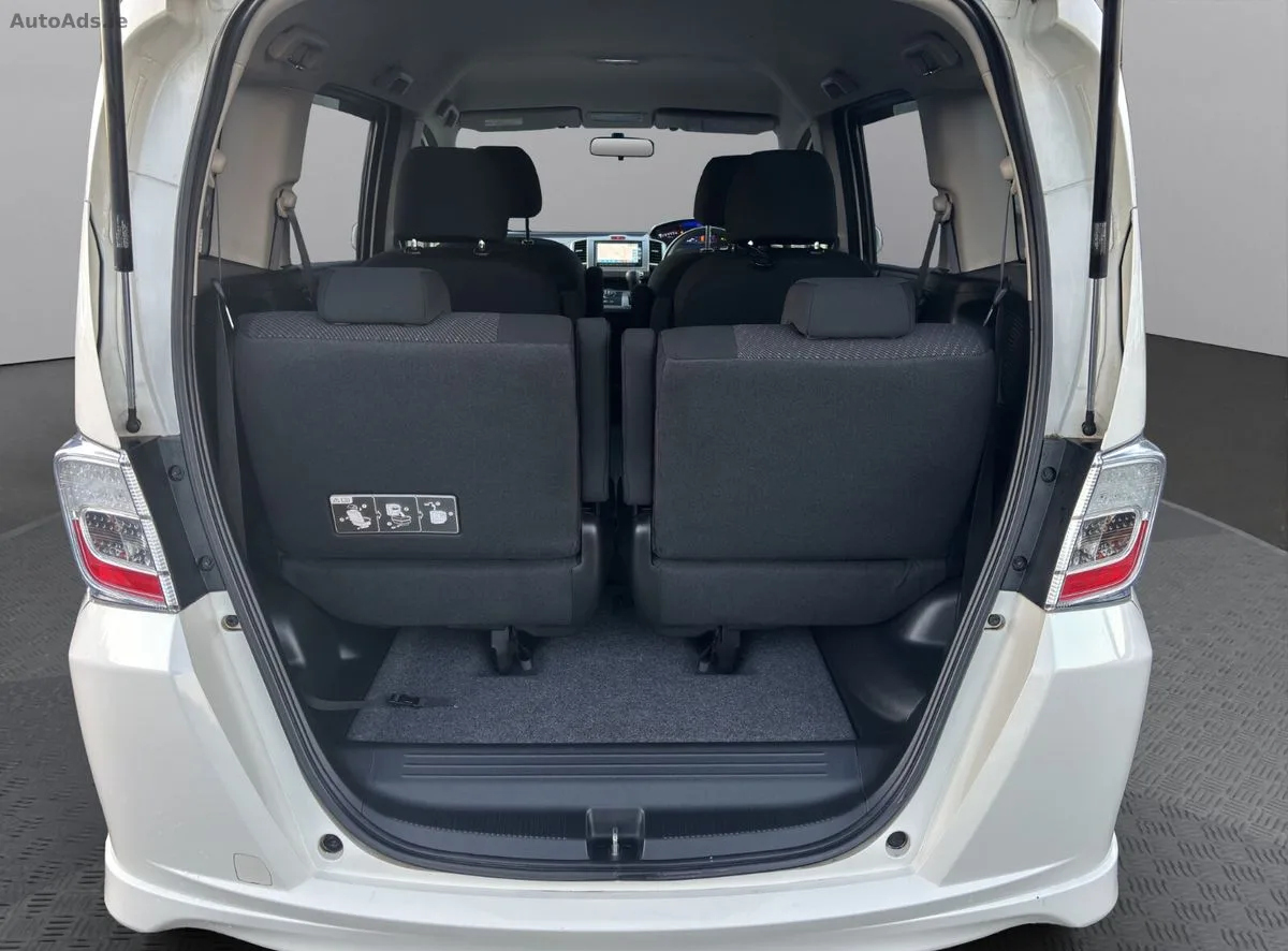 2013 Honda Freed – photo 16